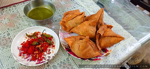 Indian Fast Food Samosa with Lassan Chatni
